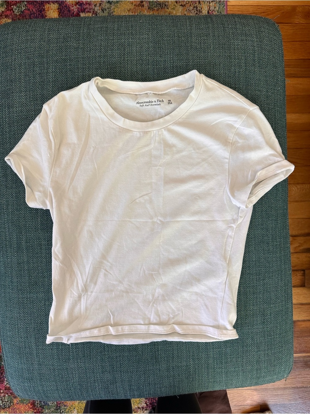 Abercrombie & Fitch White Short Sleeve Crewneck Tee